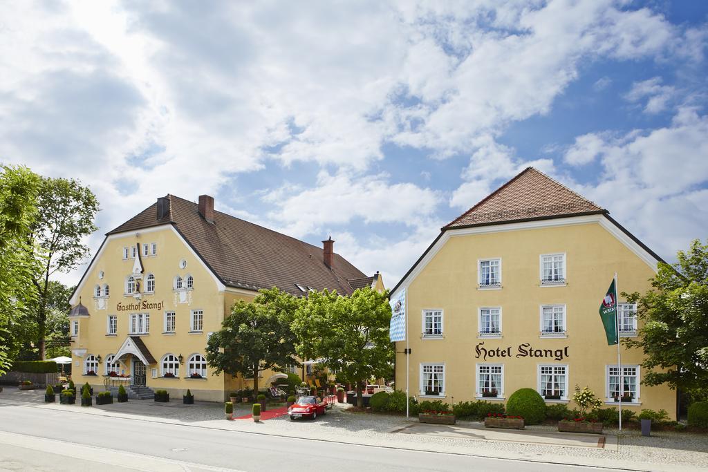 Hotel Gutsgasthof Stangl Vaterstetten Eksteriør bilde