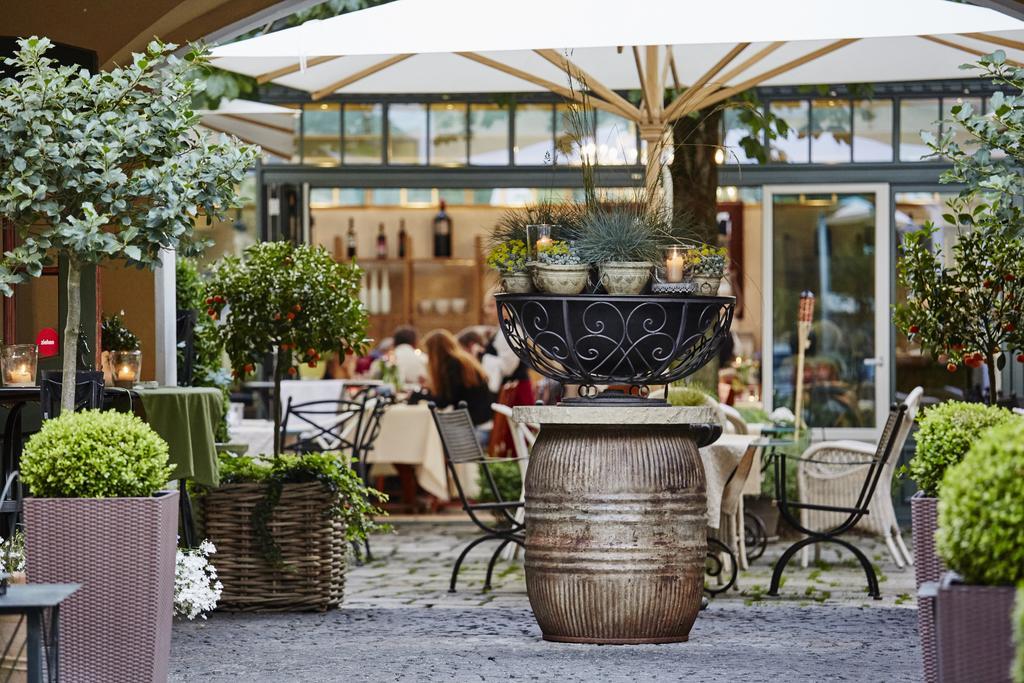 Hotel Gutsgasthof Stangl Vaterstetten Eksteriør bilde